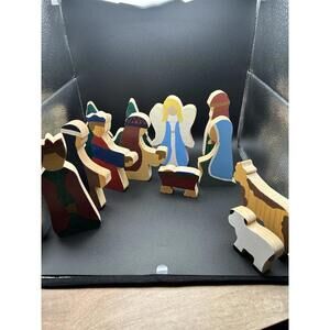 Vintage 13 Piece Hand Painted Wooden Folk Art Nativity Blocks 1992